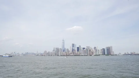 NYC_lower_manhattan_skyline_daytime_tilt_down Stock Footage 128590164