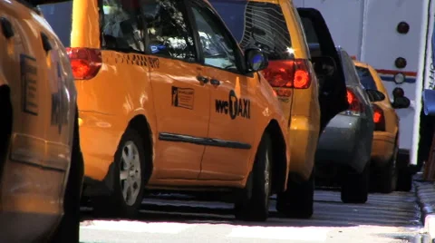 NYCTaxiHotDay Stock Footage 40714784