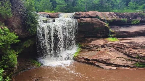 O Kun De Kun Falls Waterfall Michigan Video stock 274765190