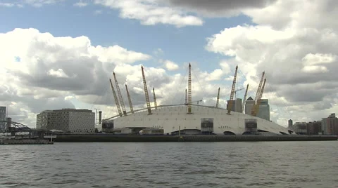 O2 Arena Tracking Shot 스톡 동영상 43428390