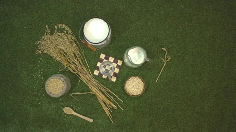 Oat milk. Top view. Video stock 122589271