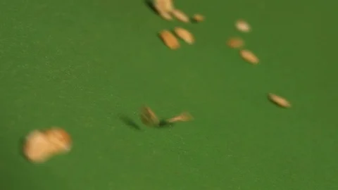 Oatmeal on a green background. Slow motion. Vertical pan. Close-up. Stock-Footage 70046111