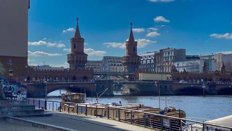 The Oberbaum Bridge, double-deck bridge crossing Berlin, Germany's River Spre Stock Photos