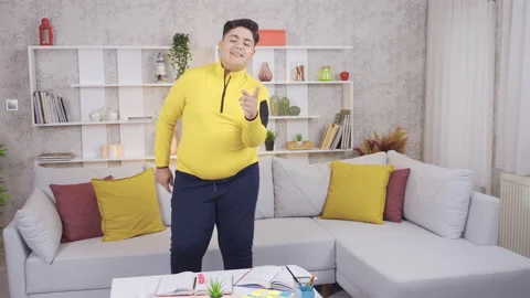 Obese boy dance and lesson. 库存影片 218975986