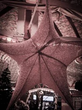  object in the shape of a star, pattern and texture on a surface object in... Foto stock