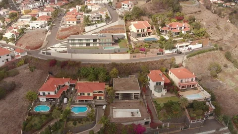 Observation deck. The mountains. The clouds. Drone Stockbeeldmateriaal 120736496