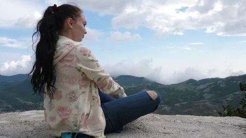 Observation of the mountain scenery Stock Footage 91074678