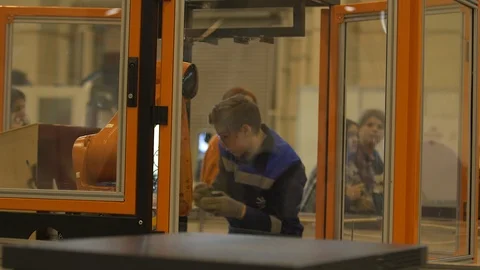 Observation o a factory worker Stock Footage 100039440