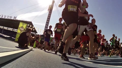 Obstacle Racing start low angle Video stock 171241408