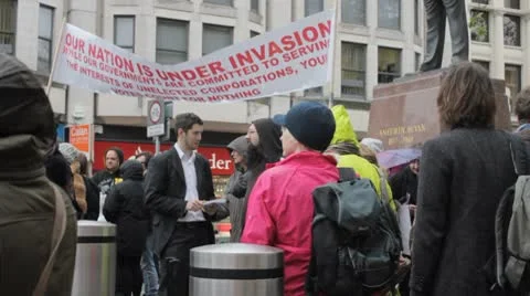 Occupy Cardiff protesters Video stock 8963902