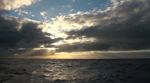 Ocean 5.m2t 스톡 동영상 21979180