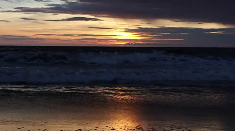 Ocean beach at sunset Video stock 33199141