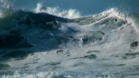 Ocean beautiful wave slow motion Stock Footage 22367538
