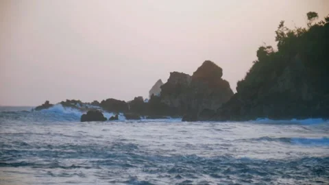 Ocean Big Wave Crushing High Tide Stormy Surge Tsunami 動画素材 130275079
