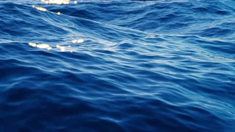 Ocean Blue Mid Day 動画素材 172546236