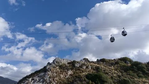 Ocean cable car on the seashore Stock-Fotos