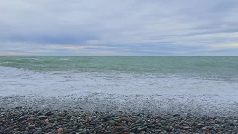 The ocean is calm and the sky is cloudy 库存影片 279057242