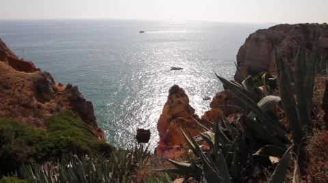 Ocean from high cliff 스톡 동영상 46952162