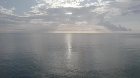 Ocean Horizon Flyover 動画素材 246926132
