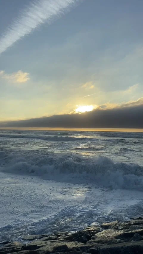 Ocean landscape. Big waves against a beautiful sky. Beautiful waves on the Stock Footage 301141302