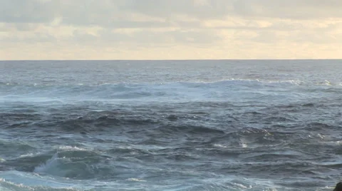 Ocean at Laupahoehoe Stock-Footage 32203353