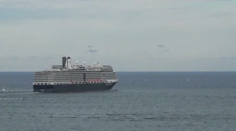 Ocean liner deparrts Stock Footage 45756494