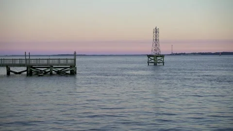 Ocean pier at sunset Vidéo 152536419