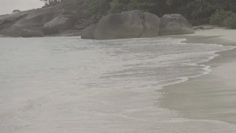 The ocean is raging Video stock 93332029