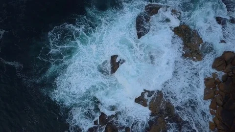 Ocean Rock Wave Video stock 77113316