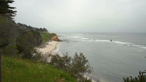 Ocean with rocks view in Oregon Stock-Footage 108634509