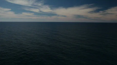 Ocean to ship pan P HD 4465 Stock-Footage 569670