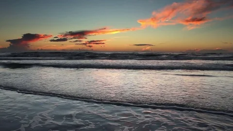 Ocean shoreline at dawn Stock Footage 79594065