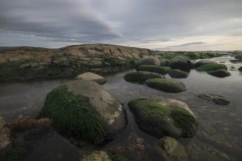 Ocean Tide and Rocks Timelapse, Gros Morne, Newfoundland 库存影片 168451437