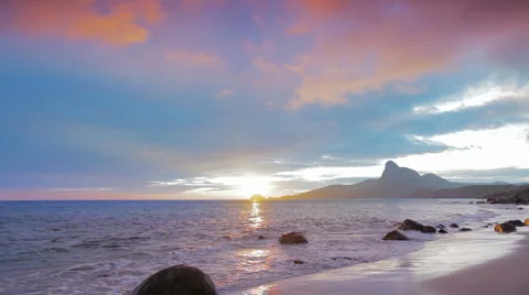 Ocean tide at dawn Stock Footage 1057728