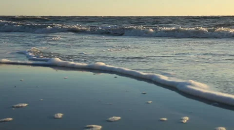 Ocean tide,at magic hour Stock-Footage 48513362