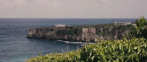Ocean view from the edge of the cliff, 4k Video stock 234676817