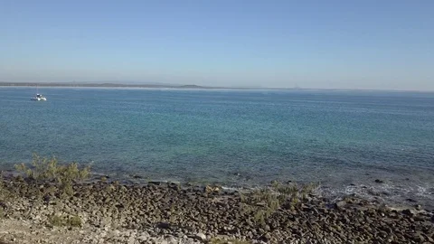 Ocean view, Noosa Main Beach, Queensland, Australia 動画素材 78991963