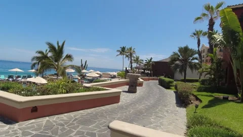 Ocean view resort Stockbeeldmateriaal 166530732