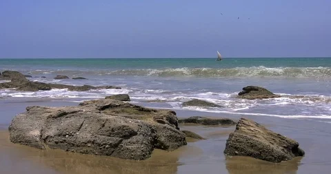 Ocean view with waves on a sunny day Stock Footage 82594949