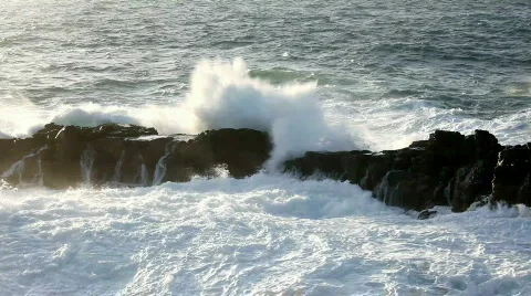 Ocean wave crashing Stock Footage 514683