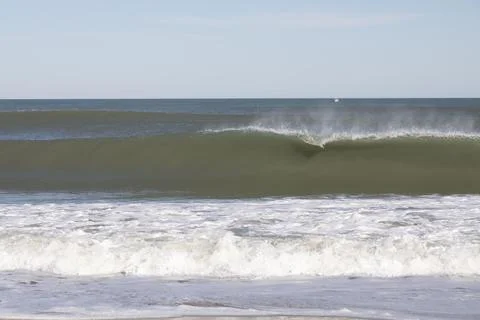 Ocean Wave Just Beginning to Break Stock Photos