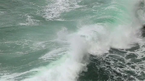 An ocean wave passing Stock Footage 72446838