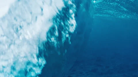 Ocean wave. Powerful clear ocean wave rolls and breaks on the surf spot in Stock Footage 167577139