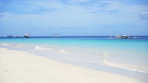 Ocean Wave on Sandy Beach, blue turquoise water of the waves Caribbean ocean 스톡 동영상 149952651