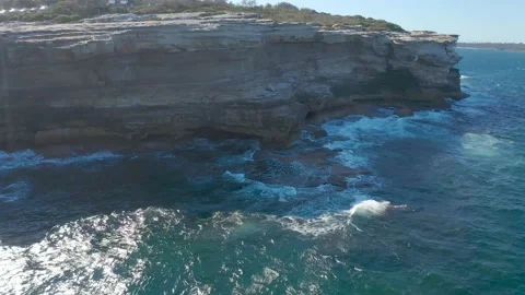 Ocean wave, spindrift, rock Stock Footage 139203717