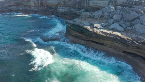 Ocean wave, spindrift, rock Stock Footage 139203865