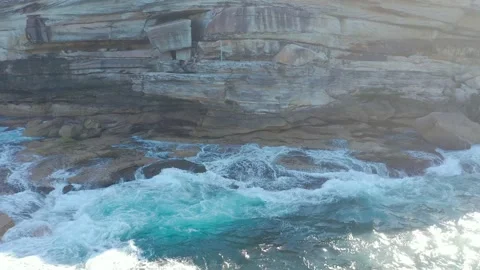 Ocean wave, spindrift, rock Stock Footage 139204097