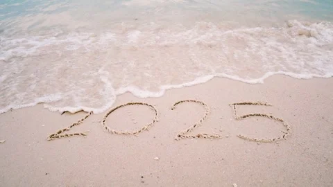 Ocean wave splash change 2025 to 2026 Stock-Footage 321693541