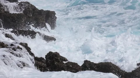 Ocean wave splash on the reef Stock Footage 51084499