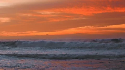 Ocean wave sunset cloud Stock-Footage 273698428